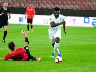 CFR Cluj anunţă rezilierea contractului cu Robert Tambe