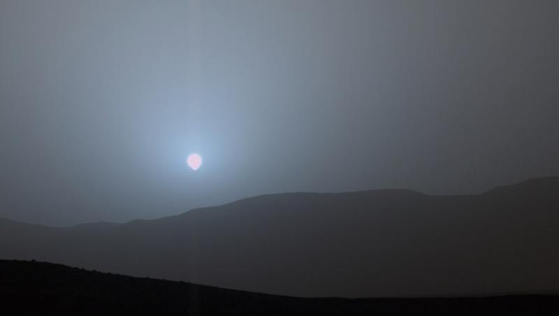Imagini spectaculoase! Apus de soare văzut de pe planeta Marte surprins de un satelit. 