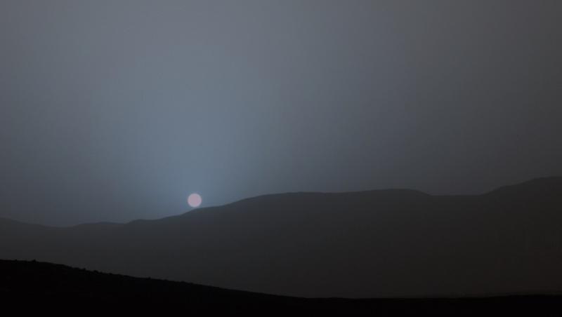Imagini spectaculoase! Apus de soare văzut de pe planeta Marte surprins de un satelit. 