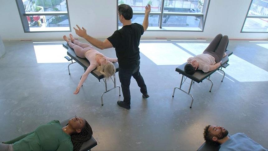 Serviciul britanic de sănătate consideră &bdquo;periculos&rdquo; serialul lui Gwyneth Paltrow de pe Netflix