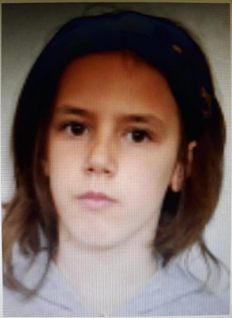 Poliția o caută pe Mădălina! Tânăra de 13 ani a plecat de acasă și nu s-a mai întors