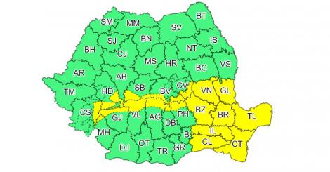 Cod galben de ninsori în Moldova şi zona montană, până luni seară/ 19 judeţe sunt sub cod galben de vânt puternic, până la ora 22.00