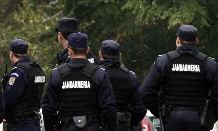 O femeie din Alba și-a reclamat soțul că refuza să pună lemne pe foc, să &icirc;și &icirc;ncălzească copiii. Ce a urmat a lăsat-o mască