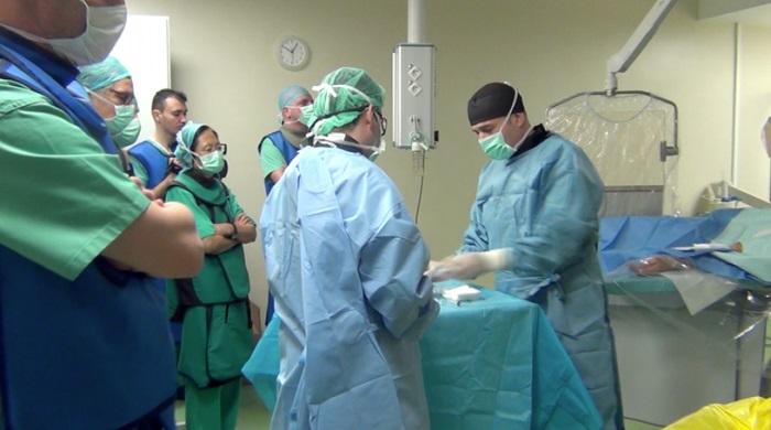 Angajații spitalelor din București, dați afară dacă vorbesc cu jurnaliștii. Noul regulament intern a fost aprobat, &icirc;n secret, &icirc;nainte de Crăciun