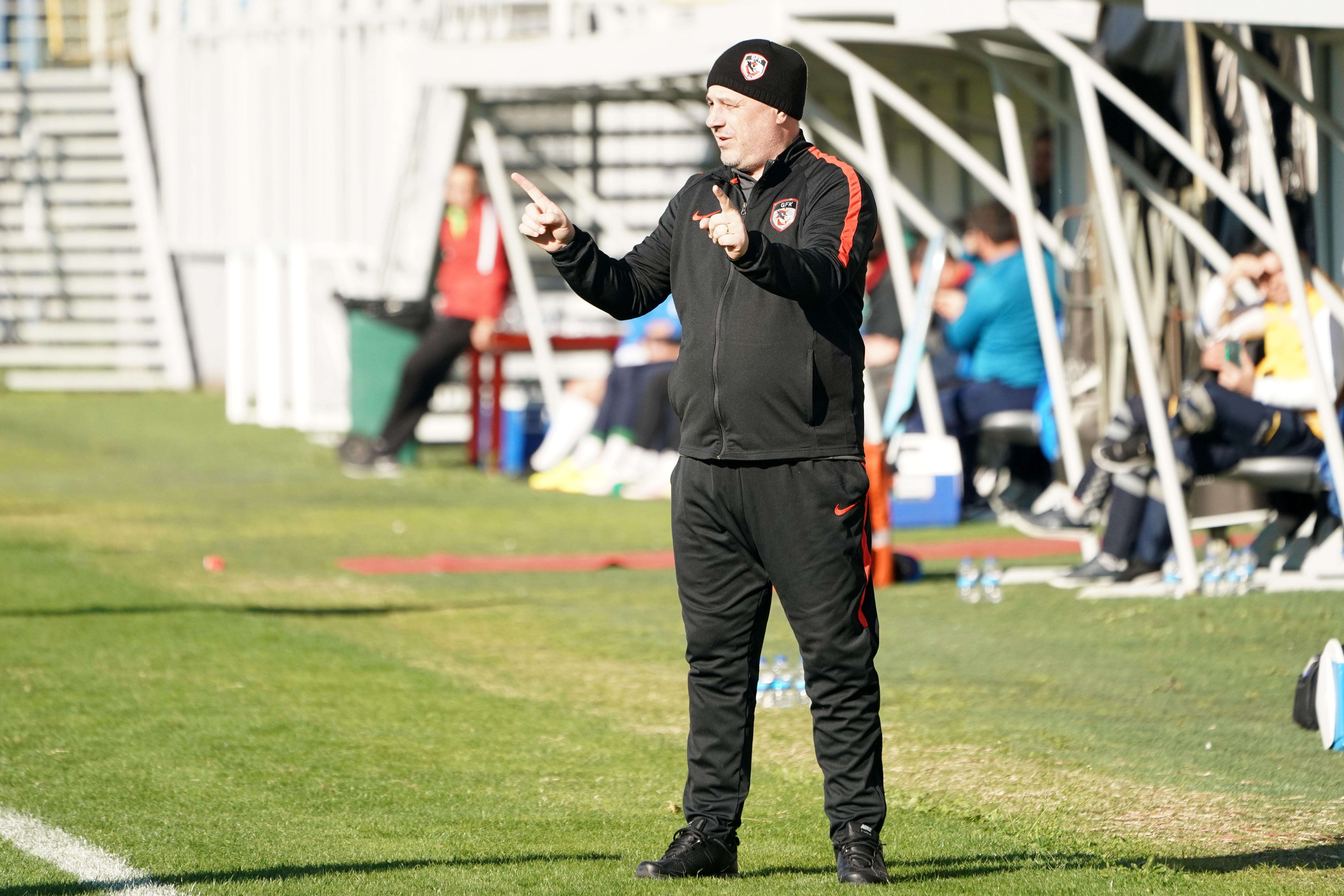 Victorie pentru Şumudică &icirc;n primul amical din această iarnă: Gaziantep FK &ndash; Menemenspor, scor 3-1