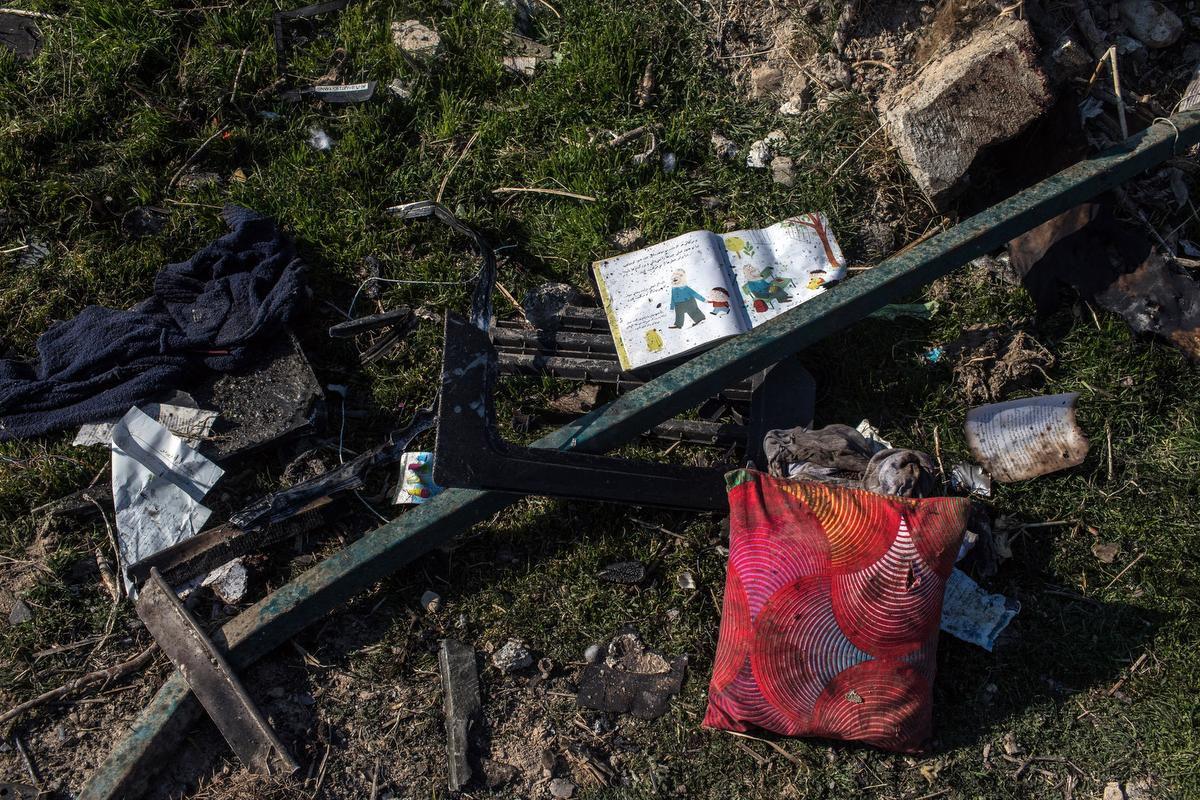 Momentul &icirc;n care avionul ucrainean, &icirc;n care au murit 176 de oameni, este lovit de o rachetă. Video cu impact emoțional