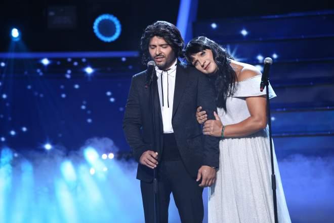 De ce au c&acirc;știgat Andrei Ștefănescu și Liviu V&acirc;rciu cu momentul Sarah Brightman și Andrea Bocelli