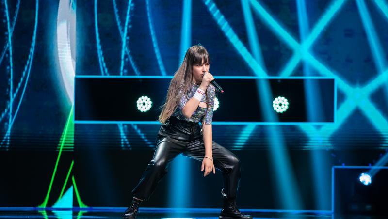 Maia Mălăncuș, puștoaica super-talentată a făcut spectacol pe scena X Factor. A uimit cu energia ei
