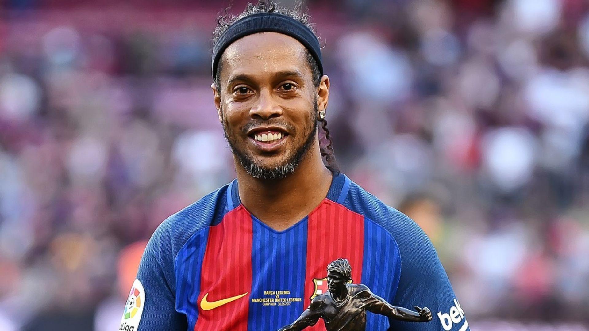 Ronaldinho a fost diagnosticat cu noul Covid 19. Care e starea sportivului