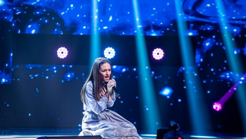 Andrada Maria Ghiduruș este foarte fericită că a ajuns la audițiile X Factor și a spus că abia a așteptat să împlinească 14 ani pentru a putea urca pe scenă.