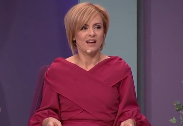 Moment emoționant &icirc;n platoul Mireasa! Ce surpriză i-au făcut concurenții Simonei Gherghe: &ldquo;M-ați făcut să pl&acirc;ng!&rdquo;