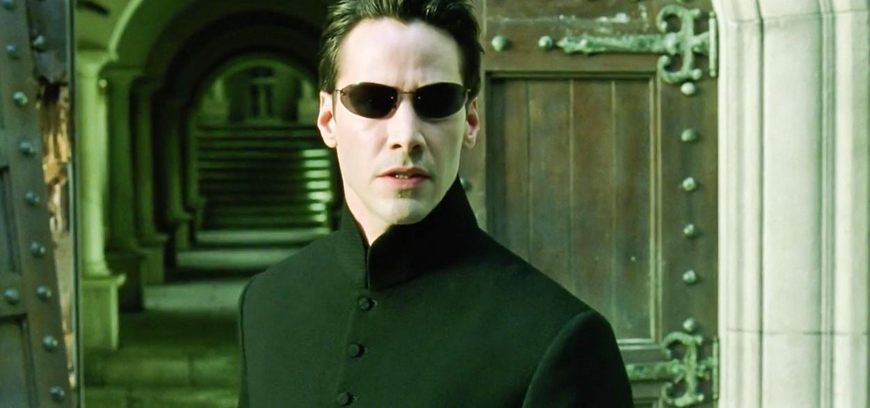 Keanu Reeves interpretează rolul lui Neo, personajul principal din trilogia "Matrix"