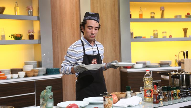 Shavkat Nodirov a făcut senzație la emisiunea „Chefi la cuțite”