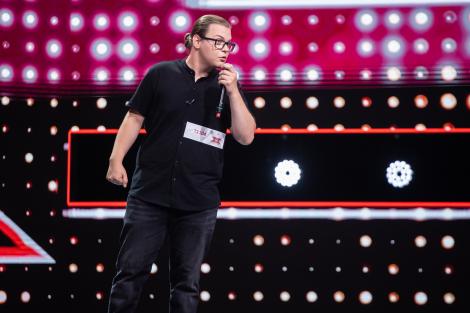 Bogdan Mureșan, pe scena X Factor cu piesa “Mortal”. Jurații au rămas uimiți