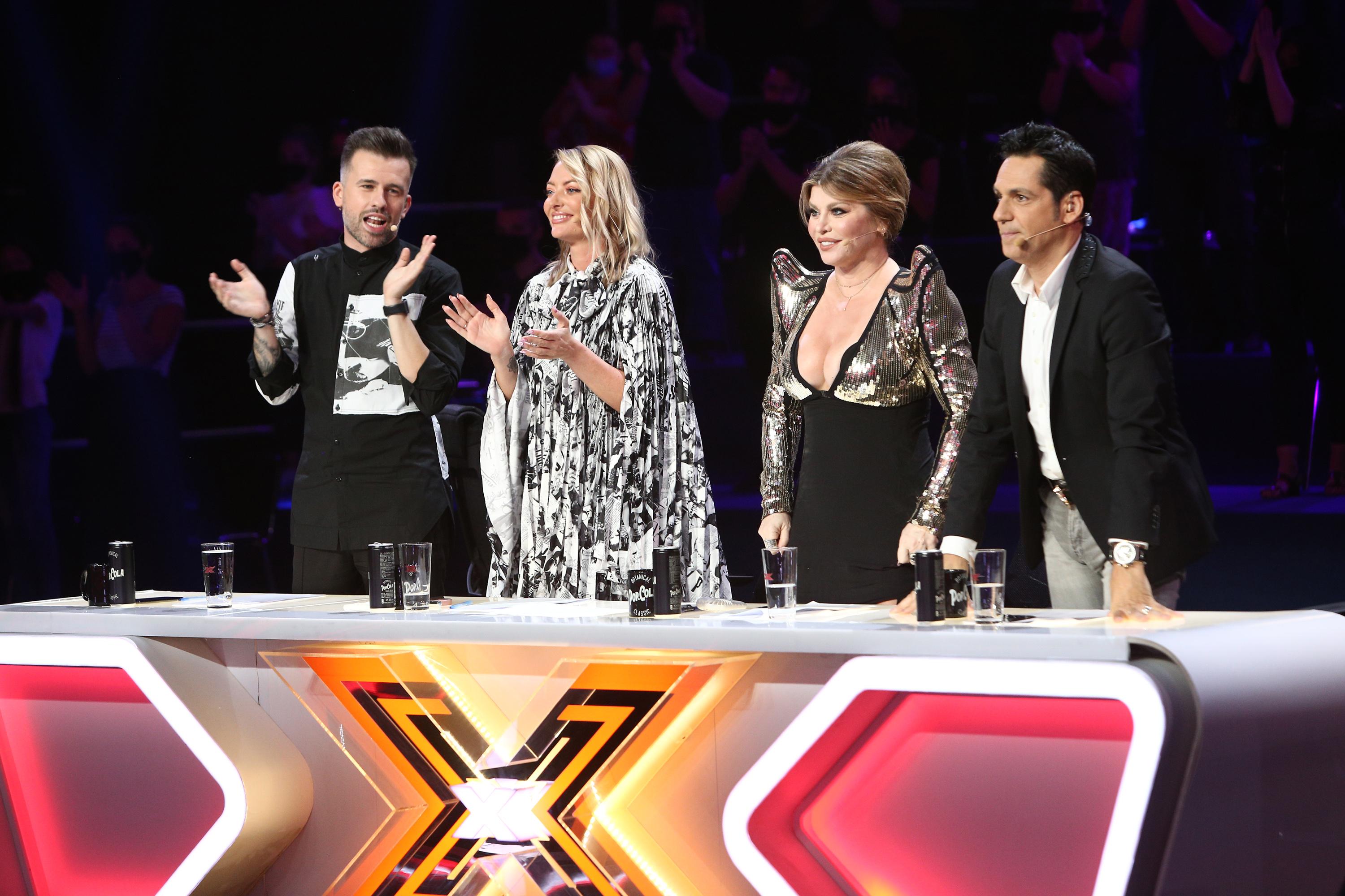 sonia mosca pe scena x factor