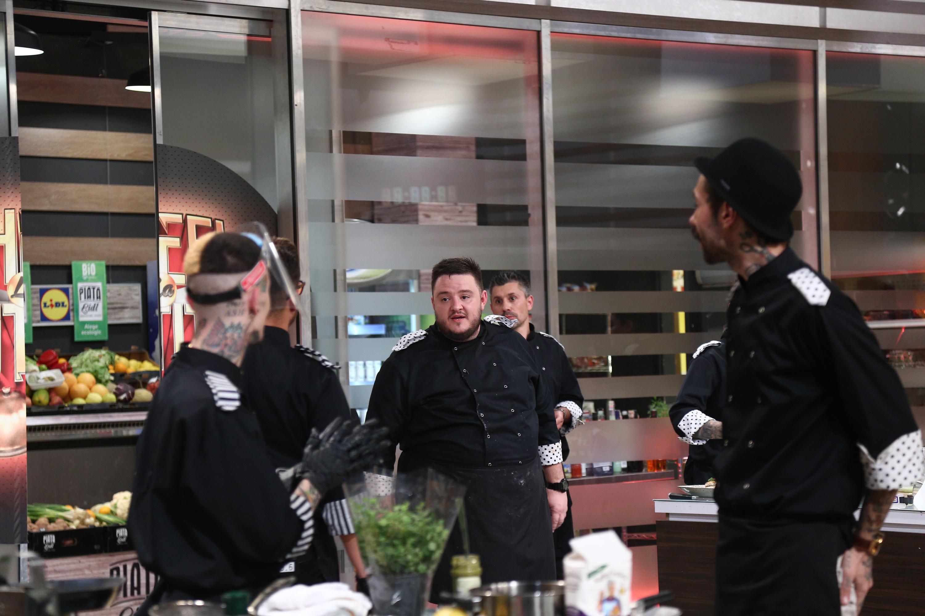 Scandal între concurenți, în bucătăria „Chefi la cuțite”! „Am crezut că se iau la bătaie”