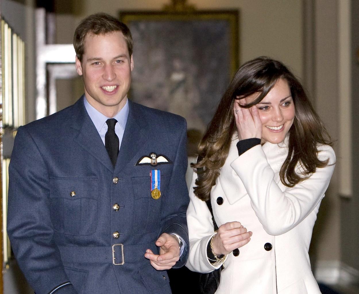 Kate Middleton si printul William, fotografiati pe vremea cand erau iubiti