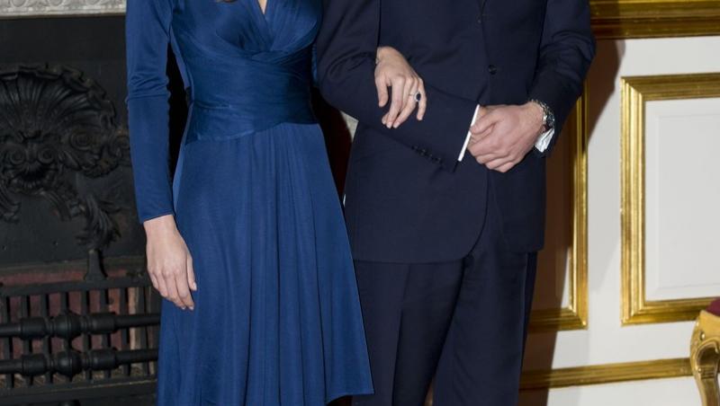 După opt ani de întâlniri și numeroase speculații, Printul William și Kate Middleton și-au oficializat relația în noiembrie 2010