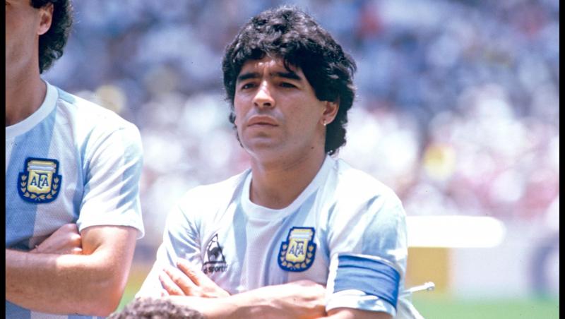 Fostul fotbalist Diego Maradona ar fi murit miercuri, relatează publicația portugheză Clarin. Informația a fost preluată de CNN Brazil