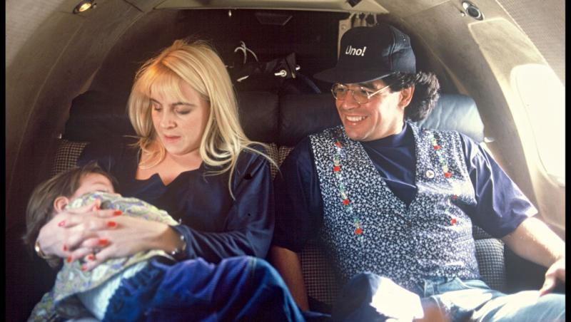 Diego Maradona cu Claudia Villafane si fiica lor cea mare