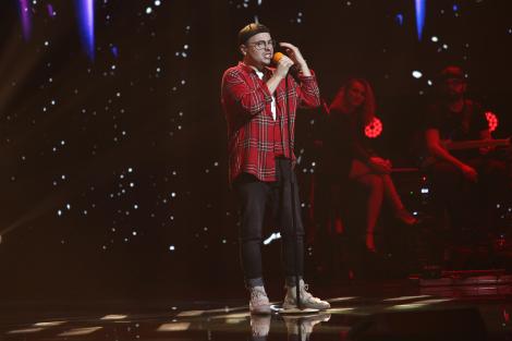 X Factor 2020. Robert Botezan a împletit teatrul cu muzica în Bootcamp. Decizia Loredanei i-a surprins pe colegii din juriu