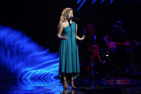 X Factor 2020. Ana Paula Rada a interpretat piesa „Copacul” în Bootcamp. Bănică: Continuă să mergi pe drumul ăsta