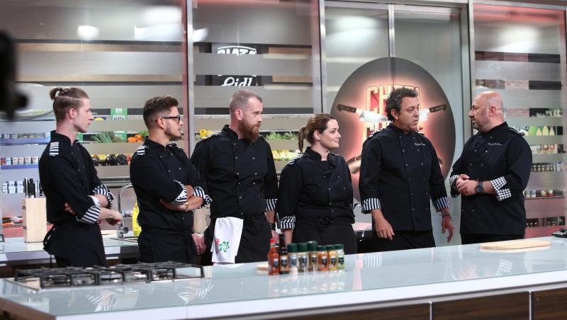 Sorin Bontea și bucătarii din echipa sa, în sezonul 8 „Chefi la cuțite”