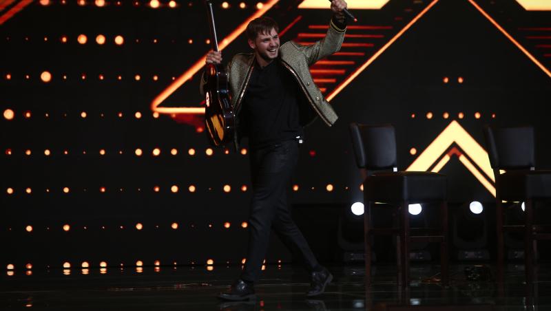 Adrian Petrache, pe scena X Factor 2020