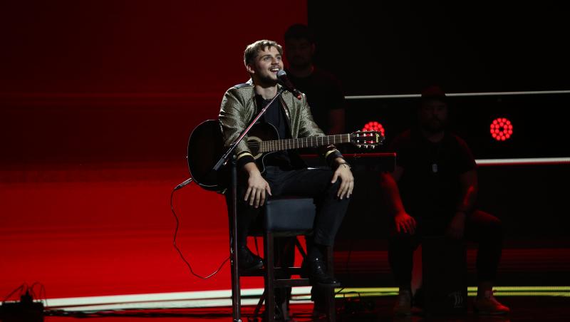 Adrian Petrache este finalistul Loredanei în sezonul 9 X Factor
