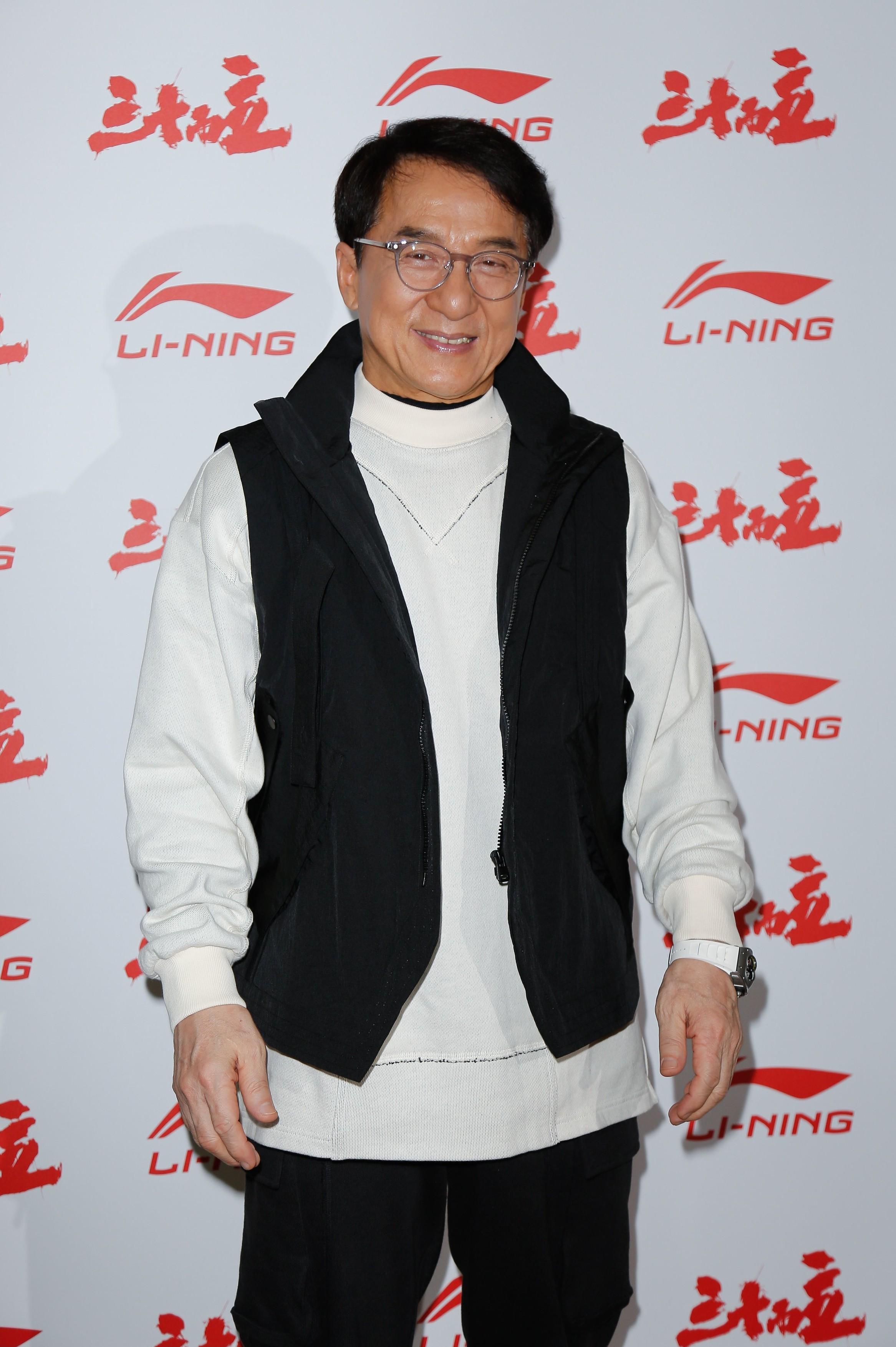 Jackie Chan, pe covorul rosu