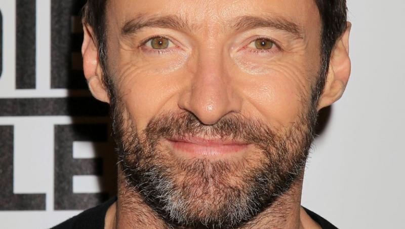 Hugh Jackman, surprins la plajă alături de soția lui, cu 13 ani mai în vârstă