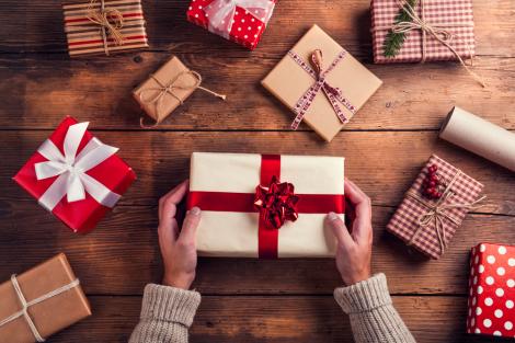 Nu știi ce cadouri de Crăciun să alegi? Iată 3 sfaturi care te pot sprijini în acest sens!