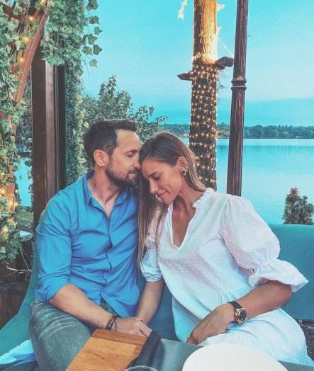 Dani Oțil și iubita sa, Gabriela Prisăcariu, fac senzație cu pozele din vacanță