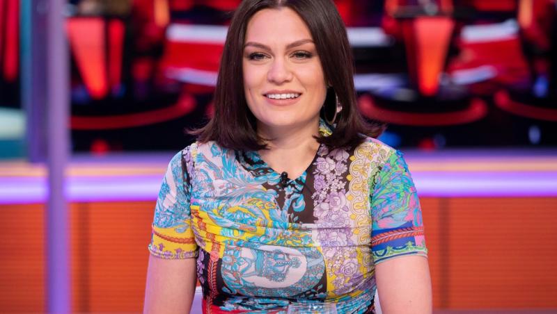 Jessie J, interviu la o televiziune din Londra