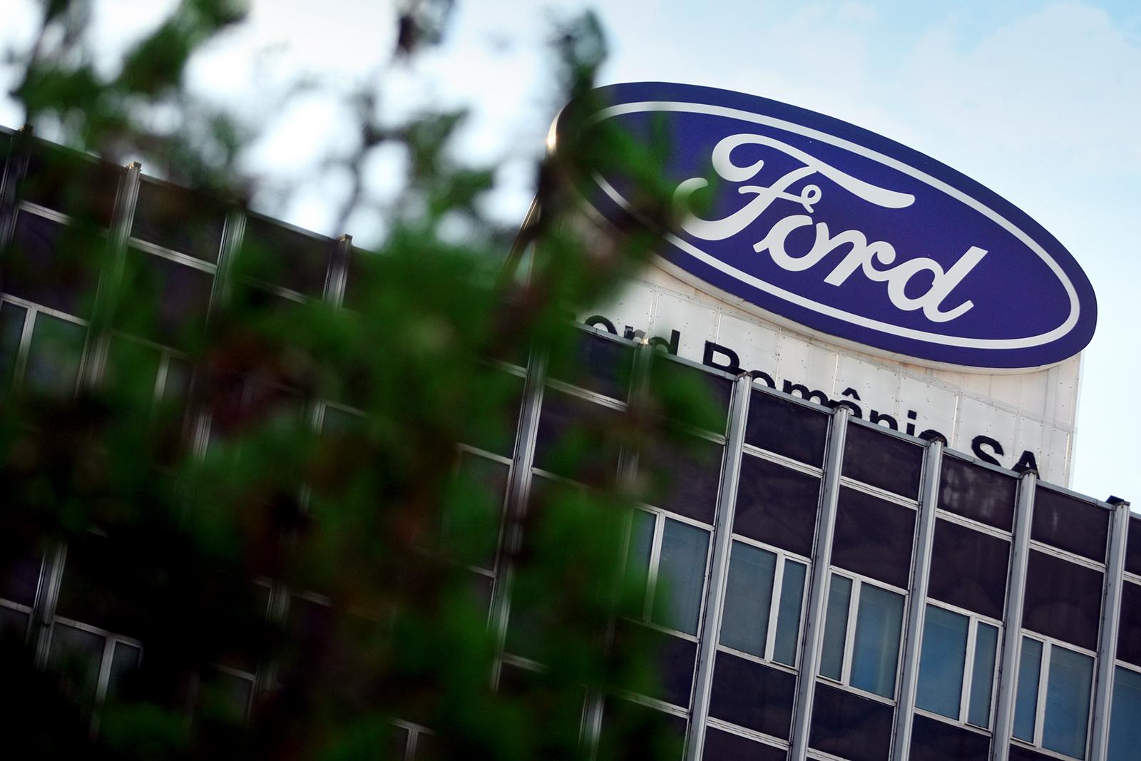 Ford Craiova estimează volume record de producţie în 2020: Peste 1000 de vehicule construite pe zi
