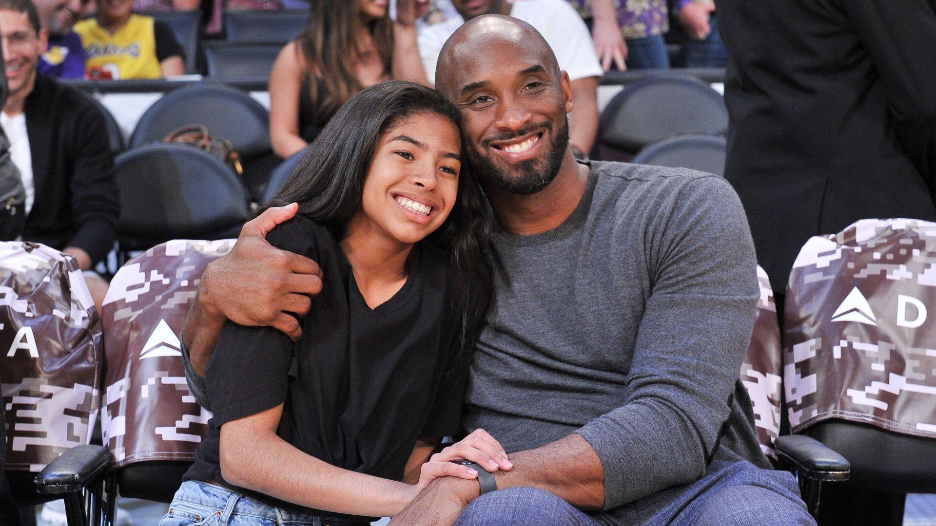 Kobe Bryant și fiica lui, Gianna, &icirc;nmorm&acirc;ntați &icirc;n secret: "Vanessa a dorit o slujbă privată pentru a-i pl&acirc;nge pe cei pierduţi"