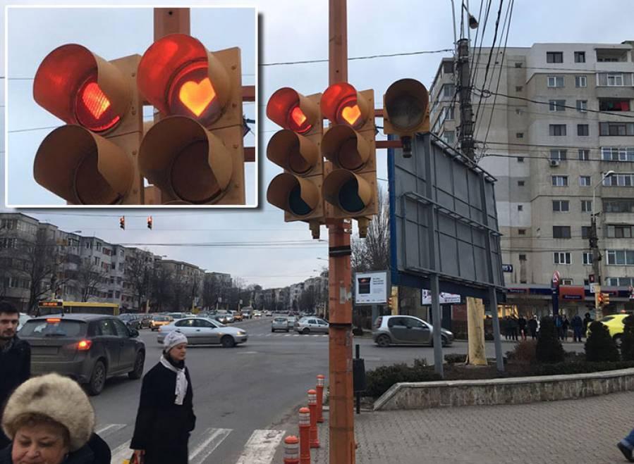 Constanța sărbătorește Valentine's Day &icirc;n fiecare intersecție