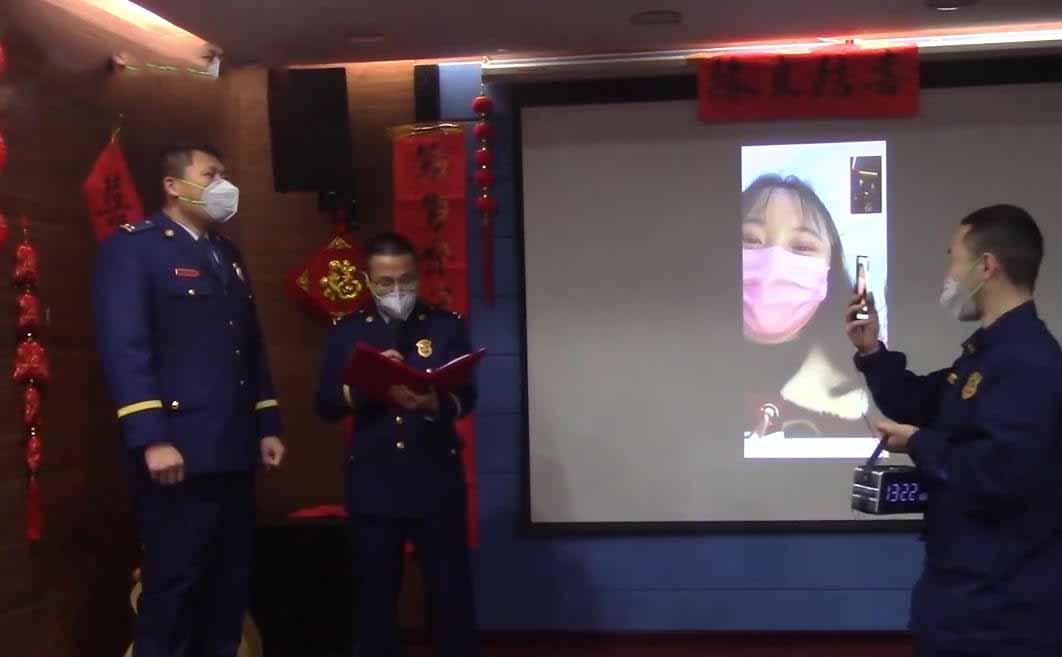 Dragoste &icirc;n vremea coronavirusului! Cea mai tristă nuntă! Cum și-au spus &bdquo;da&rdquo; un mire și o mireasă! Video