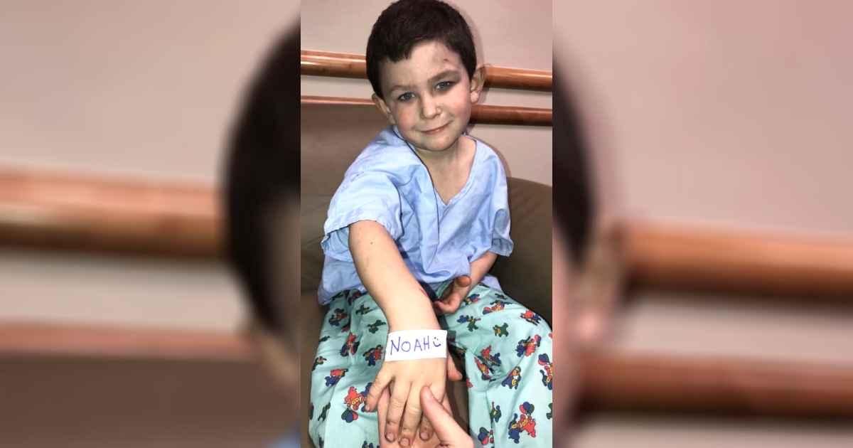 Are doar cinci ani și este un erou! Băiețelul care și-a salvat &icirc;ntreaga familie dintr-un incendiu mistuitor