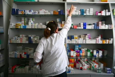Avertisment pentru români! Mii de medicamente româneşti au dispărut de la raft! Ce se întâmplă