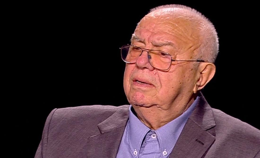 Alexandru Arşinel, dezvăluire cutremurătoare despre copilăria grea! &bdquo;Mama fugea cu noi &icirc;n brațe &icirc;n timpul bombardamentului&rdquo;