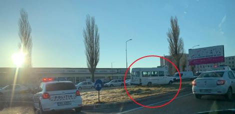 Un microbuz ce transporta copii cu dizabilități a făcut accident, în Constanța! Sunt mai multe victime | FOTO