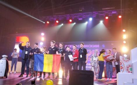 Mândri că sunt ai noștri! Șapte elevi din România au câştigat cea mai mare competiţie de Robotică din Rusia. Aceștia au construit cel mai ingenios şi avansat robot din punct de vedere tehnic