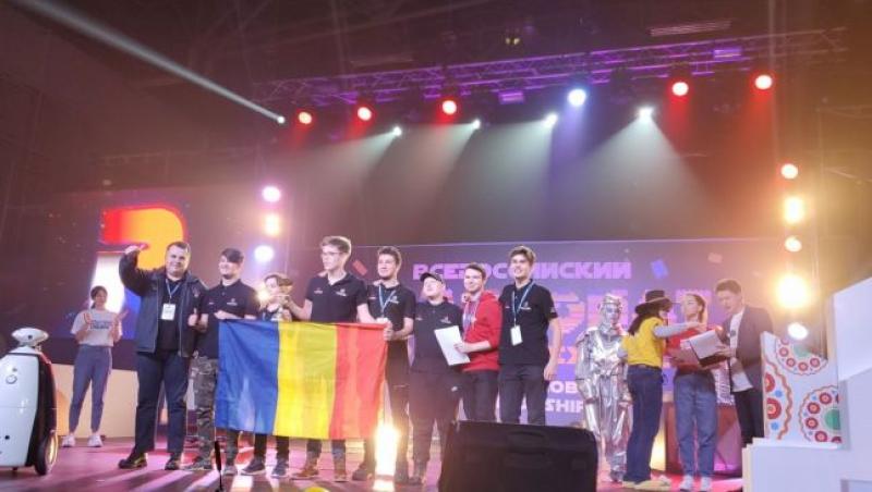 Șapte elevi din România au câştigat cea mai mare competiţie de Robotică din Rusia.