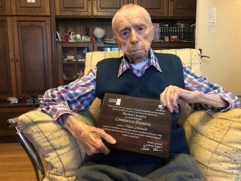 111 ani şi 3 luni. El este cel mai vârstnic bărbat din București, declarat oficial al treilea cel mai longeviv bărbat al Planetei
