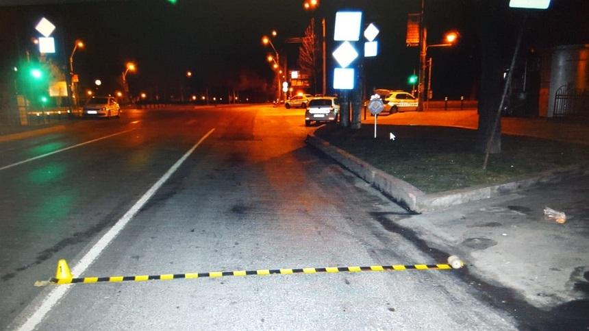 Focuri de armă &icirc;n Capitală după ce un şofer fără permis nu a oprit la semnalele poliţiştilor