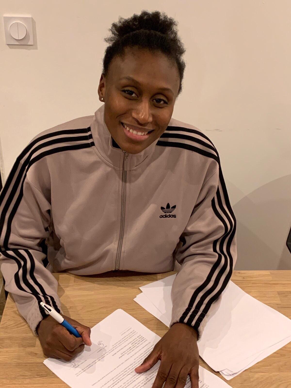 Campioană europeană şi mondială cu naţionala Franţei, Siraba Dembele a semnat cu CSM Bucureşti