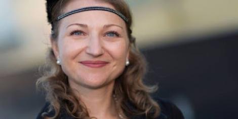 Mesaj DUR pentru toți elevii de la o profesoară de origine rom&acirc;nă care predă &icirc;n Franța: "Nu știu c&acirc;ți dintre voi aţi văzut filmul &lsquo;Liceenii&rsquo;. Era o fr&acirc;ntură din educația care a dispărut acum 25 de ani."