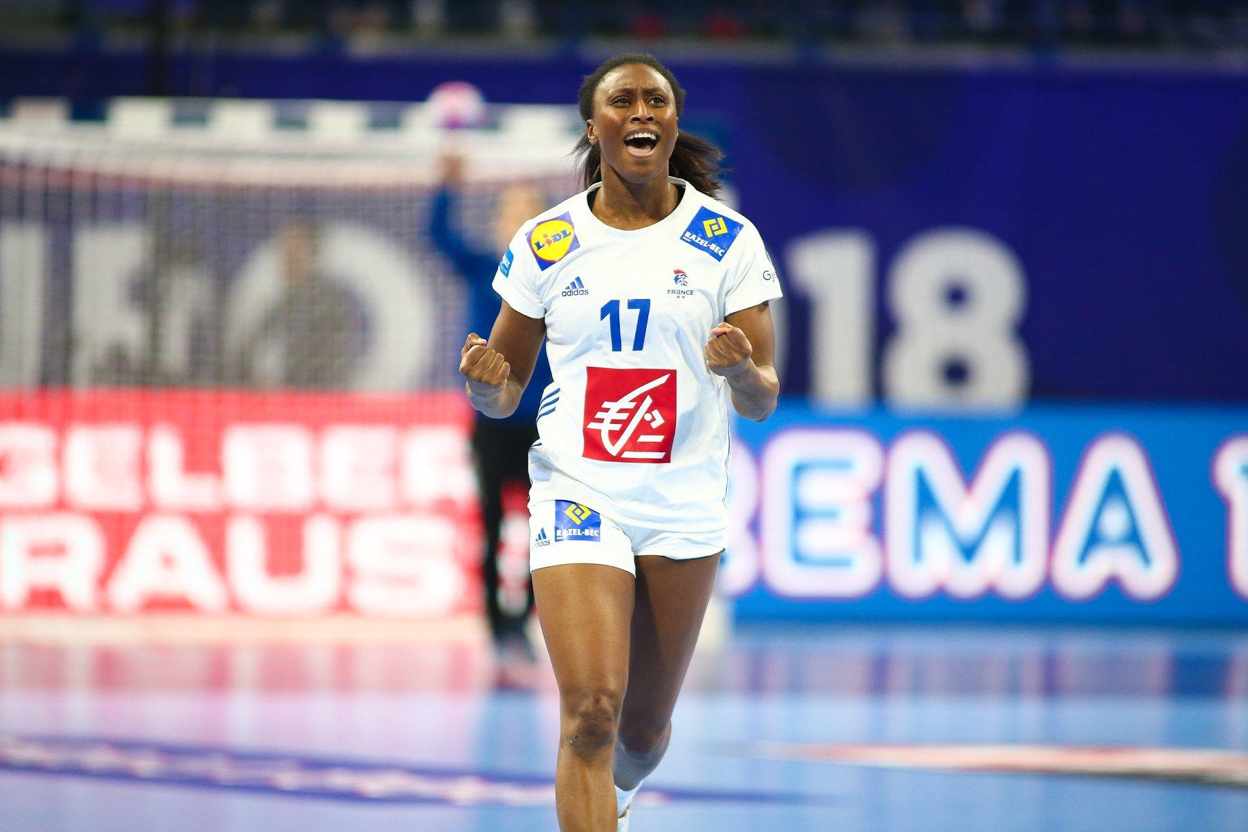 Dembele despre felul &icirc;n care a reacţionat după oferta de la CSM Bucureşti: &ldquo;Mi-am spus: Nu este posibil, ştiu ei că eu n-am jucat de un an?&rdquo;