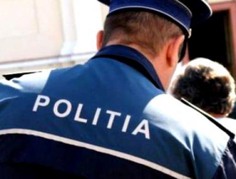 De-a râsul-plânsul! Un polițist a cerut ajutor colegilor, pe motiv că îl bate nevasta